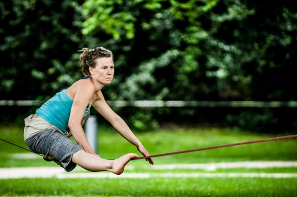 Spielerei 2014 Burgarten Graz Park Wiese Slackline Slacklinen Slacklining Spaß Akrobatik Österreich