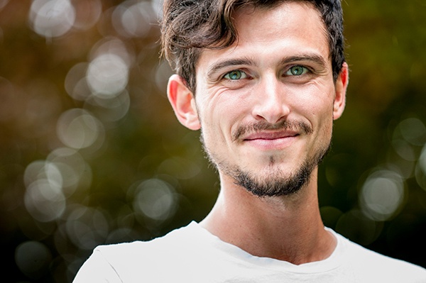 Portrait 2014 Bokeh Ring Kreis Lachen Lächeln strahlen Glitzer Augen Österreich