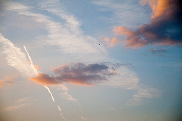 Natur Himmel Wolken 2013 Farben Vogel Licht Hell rosa Griechenland